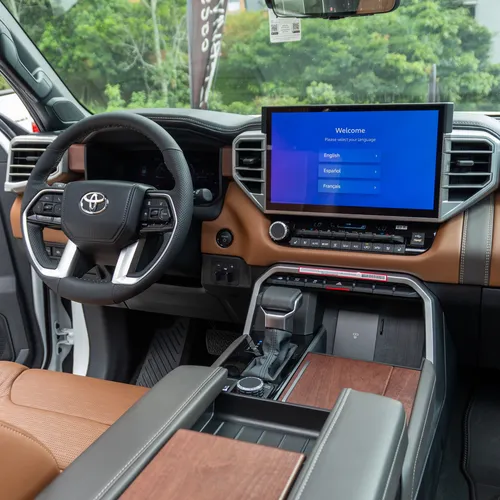 Toyota Sequoia 3.5 V6 1974 Edition 4X4