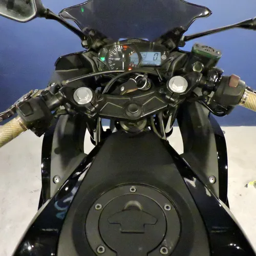 Yamaha Fzr R3 2015
