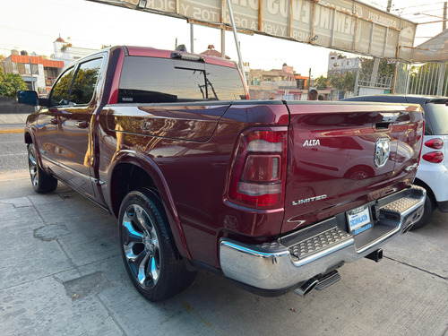 RAM Ram 1500 5.7 Hemi Limited 4X4 At