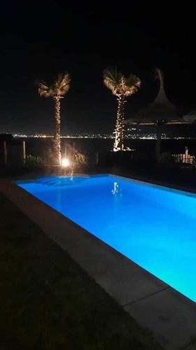 Alquilo Piriapolis Lindos Aptos De 1 Y 2 Dormitorios Sobre La Arena Rodeado De Palmeras Piscina Cerrada 38 Grados Sala De Juegos Un Luga Unico En Piriapolis Sobre La Playa