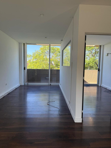 Alquiler - Oficina De 180m2 Sobre Tejeda - Cerro De Las Rosas!