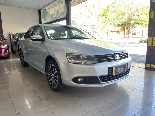 Volkswagen Jetta 2.0 Tsi Highline 4p