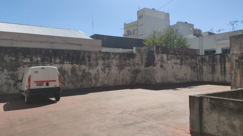 Imagen 4 de 5 de Cochera En Venta En Moron Centro