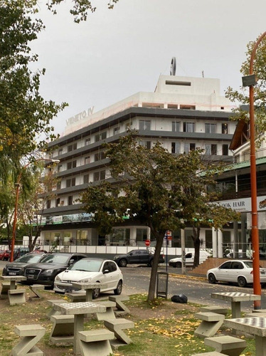 Imagen 4 de 8 de Excelente Dpto Pleno Centro Veneto 4 De Categoria