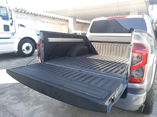 Nissan Frontier 4.0 Pro-4x V6 4x4 At