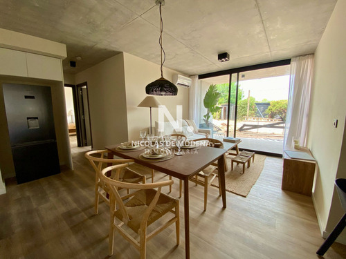 Modero Diseño Departamento De 2 Dormitorios En Venta