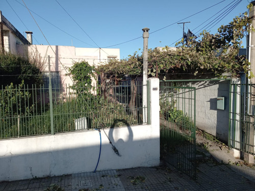 Venta Apartamento 2 Dormitorios Cerrito Con Cochera