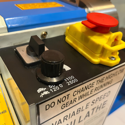 Mini Torno Mecânico Alta Potencia Profissional Bancada Mesa 110v/220v