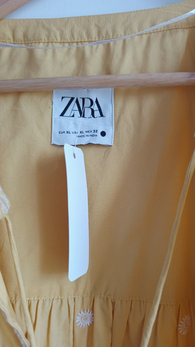 Saco Zara Amarillo Con Detalles Bordados (Usado)