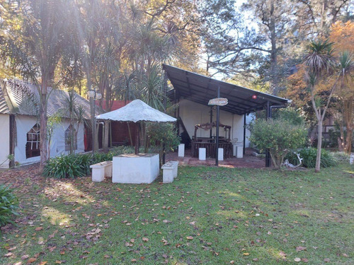 Casa En Venta - 5 Dormitorios 2 Baños - 150mts2 - Loma Verde