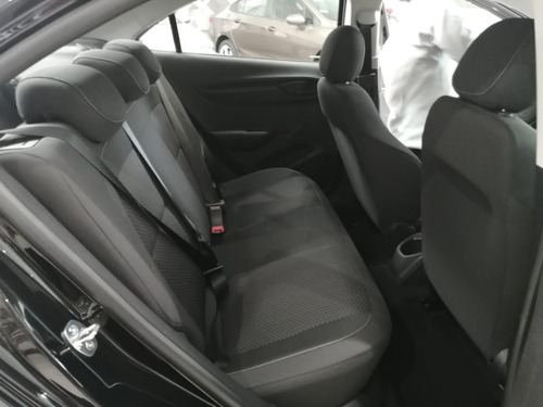 Chevrolet Onix Joy Plus 1.4 4p Black Edition Sl My21
