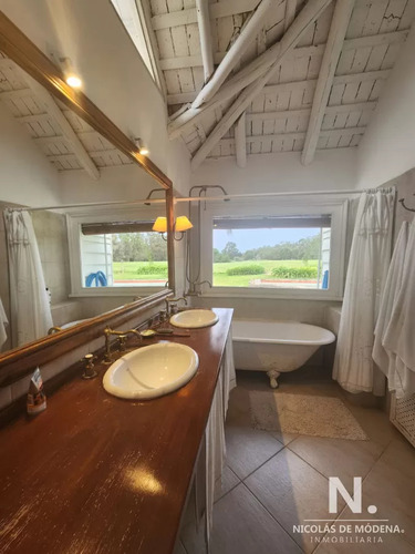 Casa De Gran Tamaño En Venta