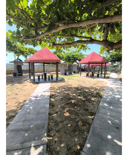 Vendo Apartamento 42m2 Aguasal Higuerote 5351