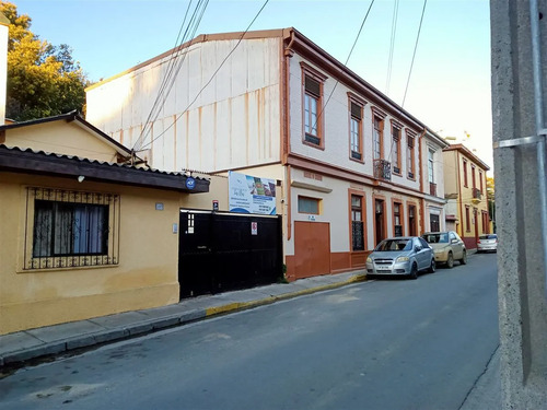 Venta Hostal, Reloj De Flores, Metro, Alvares, Viña Del Mar