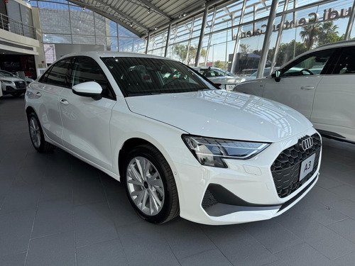 Audi A3 1.4 Sedán 35tfsi Dynamic At Dsg