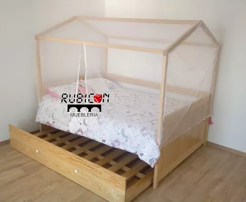 Cama Montessori casita de sueños con barandales de madera recamara