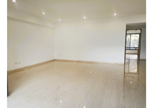 Alquilo Apartamento 300m2 Colinas De Tamanaco 9157