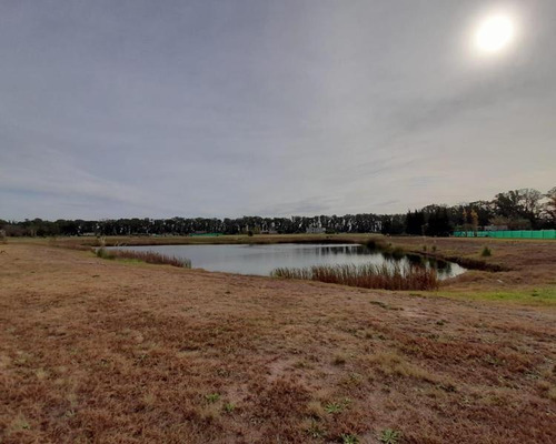 Imagen 3 de 17 de Venta Lote 75 En Barrio Santa Ines. Fondo A Lago. Comarcas De Lujan