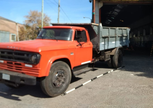 Imagen 2 de 5 de Camion Dodge Dp 600 Volcador