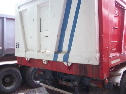 Semirremolque Batea Bianchi 28m3 2006 Buen Estado