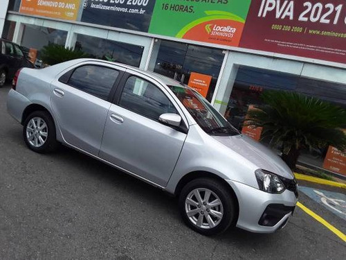 Toyota Etios 1.5 X Plus Sedan 16v Flex 4p Automático