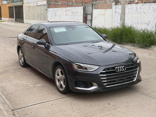 Audi A4 2.0 T Select 190hp Dsg