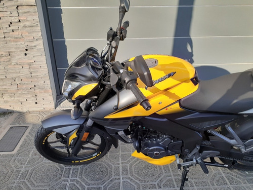Bajaj Rouser Ns 200