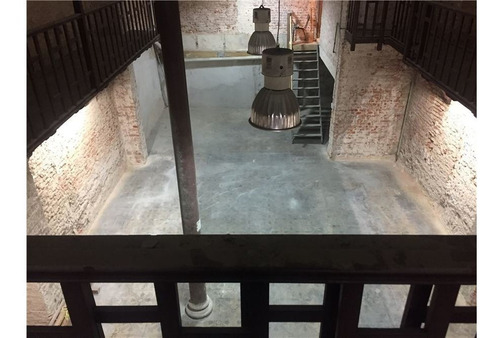 Local Comercial En Alquiler En Ciudad Vieja P Baja