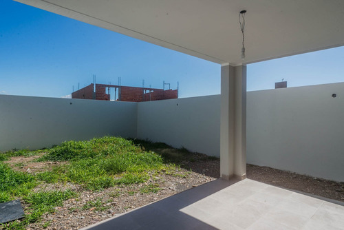 Imagen 17 de 30 de Duplex A Estrenar Venta Via Aurelia 3 Dorm