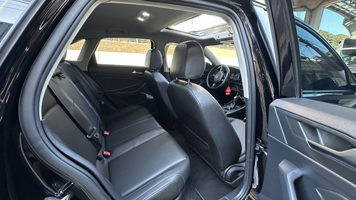 Volkswagen Jetta 1.4 250 TSI TOTAL FLEX COMFORTLINE TIPTRONIC