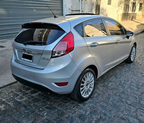 Ford Fiesta Kinetic 1.6 Titanium Powershift 120cv