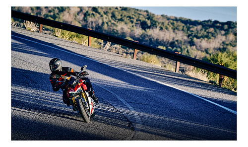Pneu Pirelli Dianteiro 120/70-17 Tl Rosso 4 Corsa Z900rs