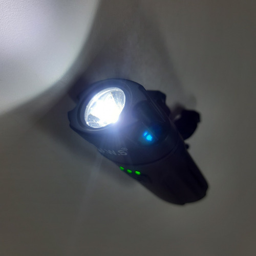 Imagem 5 de 10 de Farol J.w.s Ws-8209 Led 1500 Lumens Usb Até 9h Resiste Água