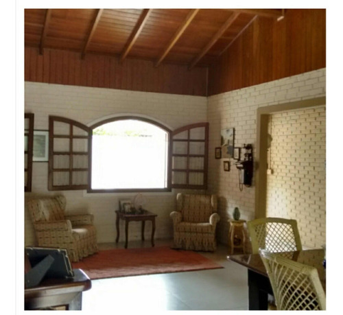 Casa Mobiliada Em Antonina Com Piscina E Área Verde