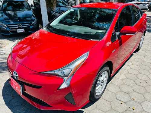 Toyota Prius 1.8 Premium Cvt
