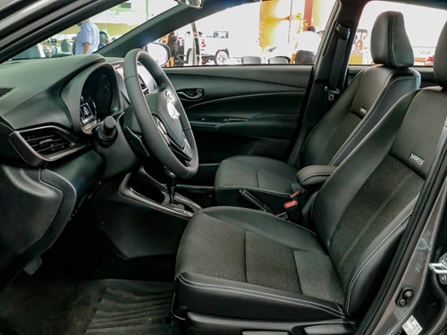 Imagem 8 de 14 de Toyota Yaris Xs 1.5 (flex) (aut)