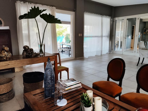 Imagen 16 de 22 de Casa En Venta - Excelente Propiedad En Barrio Cerrado