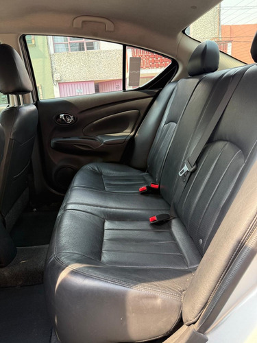 Nissan Versa 1.6 Exclusive L4 At