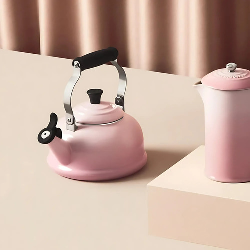 Chaleira Clássica Le Creuset Com Apito 1,6l Shell Pink