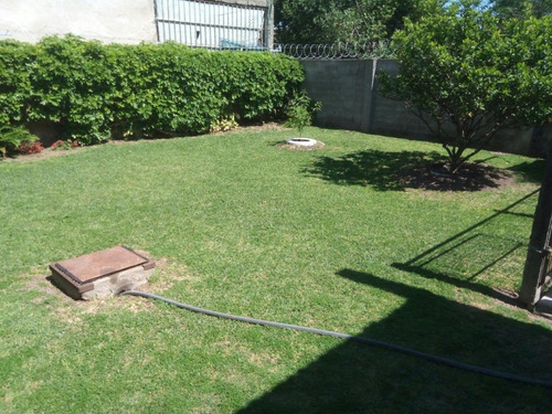Imagen 11 de 12 de Casa De 3 Amb + Depto 2 Amb C/ Fondo Libre. Lote 10x30 Mts