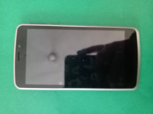 Celular Rinno R505 Con Detalle