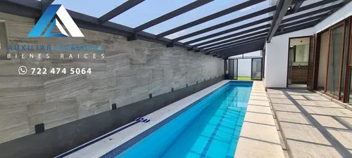 Casa De Una Sola Planta Con Carriles De Nado En Venta O Renta Metepec