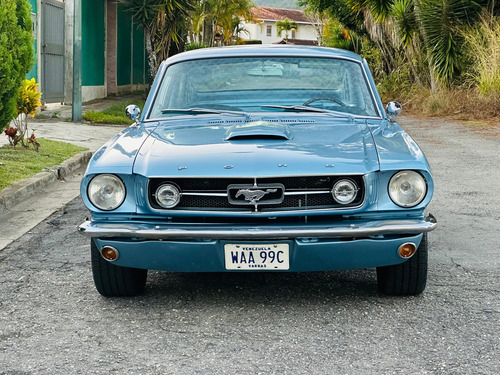 Ford Mustang Fast Back