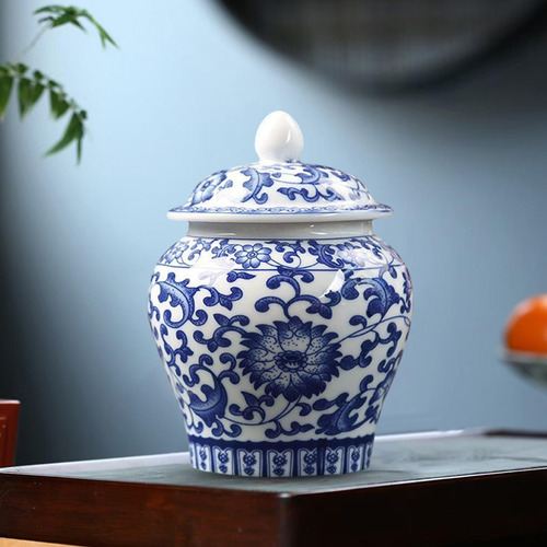 Jarra Templo De Porcelana Chinesa Azul E Branca Com Tampa