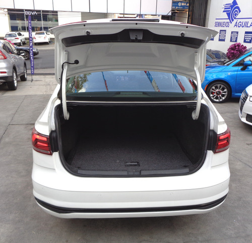 Volkswagen Virtus 1.6 Msi COMFORTLINE AUTOMÁTICO
