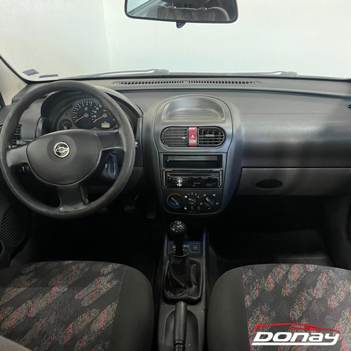 Chevrolet Corsa Sedan 1.8 Joy Flex Power 4p