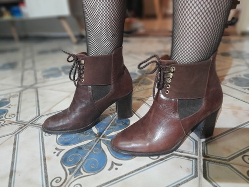 Botas De Cuero Talle 35 Acordonadas Vintage 