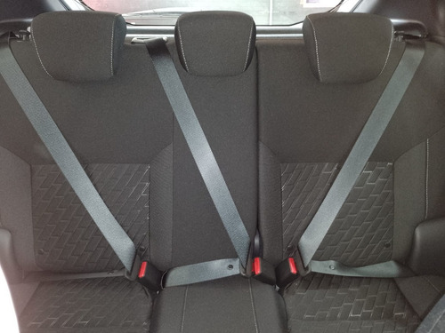 Imagen 21 de 22 de Nissan Kicks 1.6 Exclusive 2023 #05 Ya
