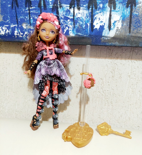 Boneca Ever After High Cedar Wood Unsprung (Usado)