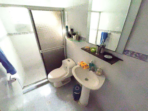 Imagen 15 de 30 de Venta De Apartamento En Crespo.